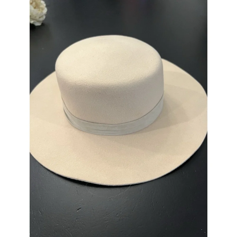 Urban Outfitters Cream 100% Wool Felt Buckaroo Style Western Boho Hat